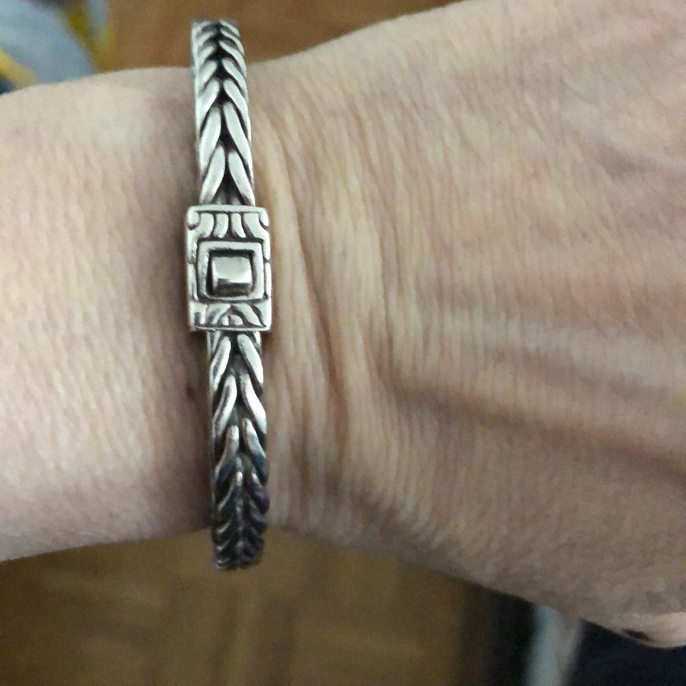Vintage John Hardy chevron bracelet. 7 1/2  inches